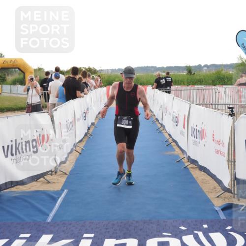 22.06.2025 - Viking Triathlon MichiJ http://msf.ph/oto/8117142 22.06.2025 16:27:29 Ziel 308 meine-sportfotos.de
