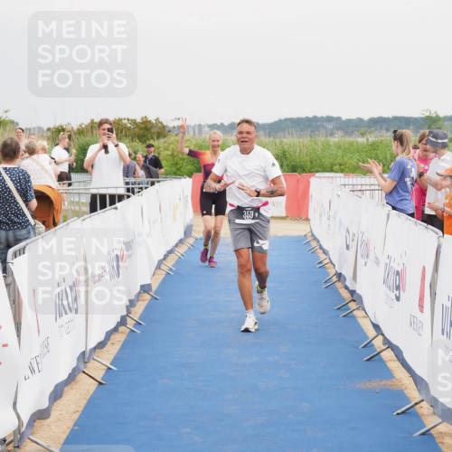 22.06.2025 - Viking Triathlon MichiJ http://msf.ph/oto/8117156 22.06.2025 16:53:33 Ziel 359, 436 meine-sportfotos.de