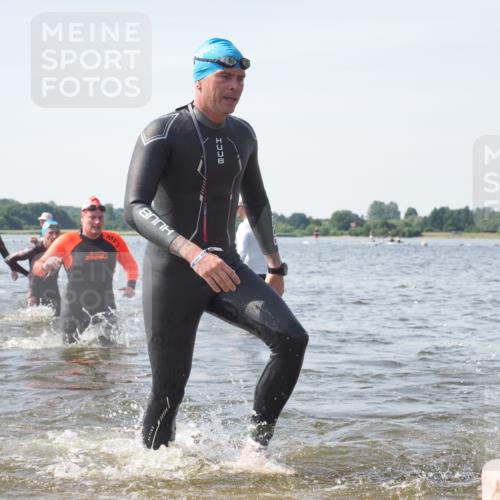 22.06.2025 - Viking Triathlon KatJ http://msf.ph/oto/8117158 22.06.2025 10:44:10 Schwimmen 41, 103, 123, 249, 343, 439, 442, 467, 627, 637, 650 meine-sportfotos.de