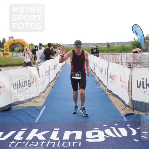 22.06.2025 - Viking Triathlon MichiJ http://msf.ph/oto/8117174 22.06.2025 16:27:29 Ziel 308 meine-sportfotos.de