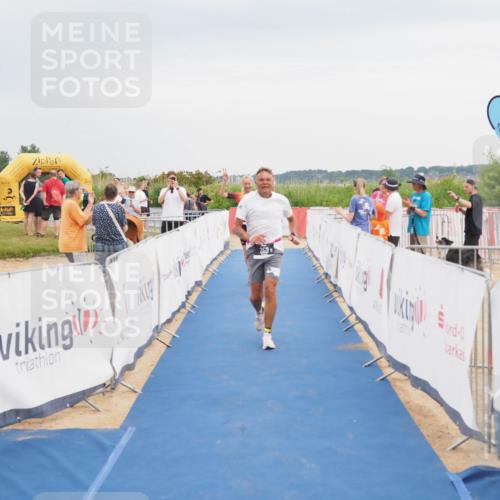 22.06.2025 - Viking Triathlon MichiJ http://msf.ph/oto/8117252 22.06.2025 16:53:34 Ziel 359, 436 meine-sportfotos.de