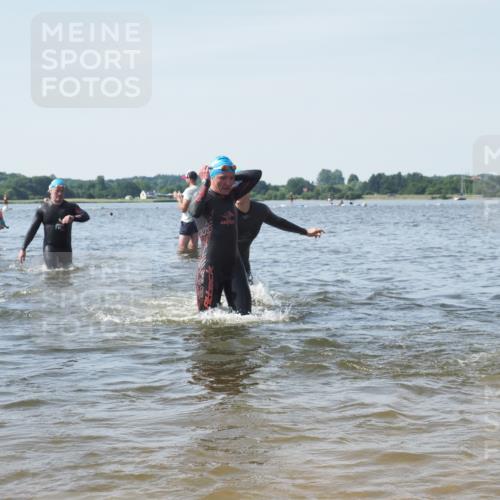 22.06.2025 - Viking Triathlon KatJ http://msf.ph/oto/8117262 22.06.2025 10:44:14 Schwimmen 103, 123, 130, 343, 439, 442, 467, 637, 650 meine-sportfotos.de