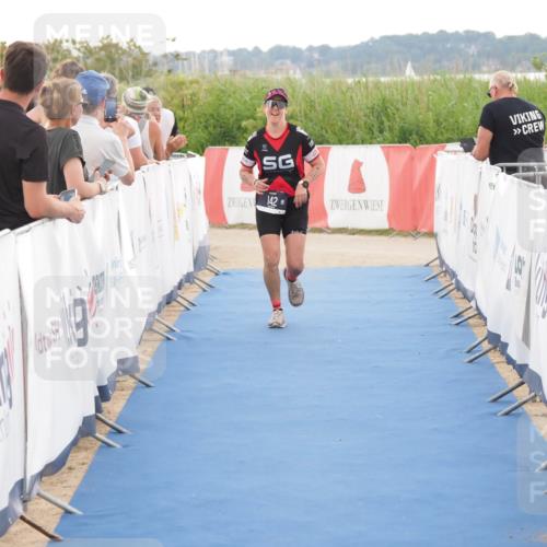 22.06.2025 - Viking Triathlon MichiJ http://msf.ph/oto/8117277 22.06.2025 16:27:43 Ziel 142 meine-sportfotos.de