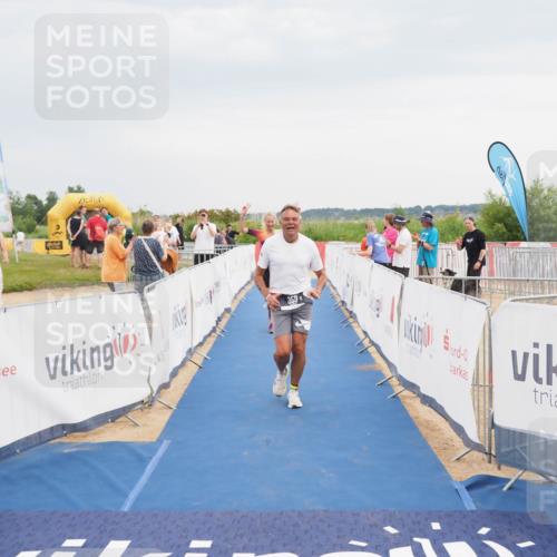 22.06.2025 - Viking Triathlon MichiJ http://msf.ph/oto/8117334 22.06.2025 16:53:35 Ziel 359, 436 meine-sportfotos.de