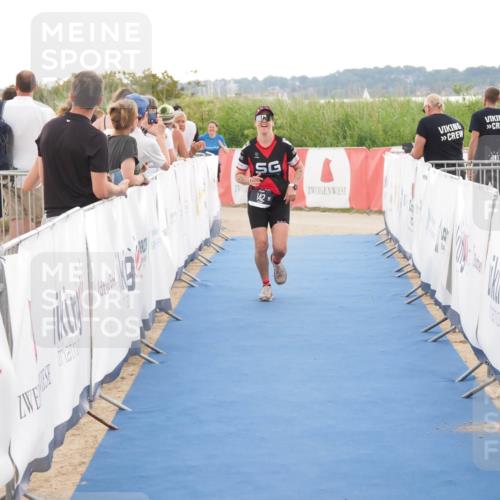 22.06.2025 - Viking Triathlon MichiJ http://msf.ph/oto/8117346 22.06.2025 16:27:44 Ziel 142 meine-sportfotos.de