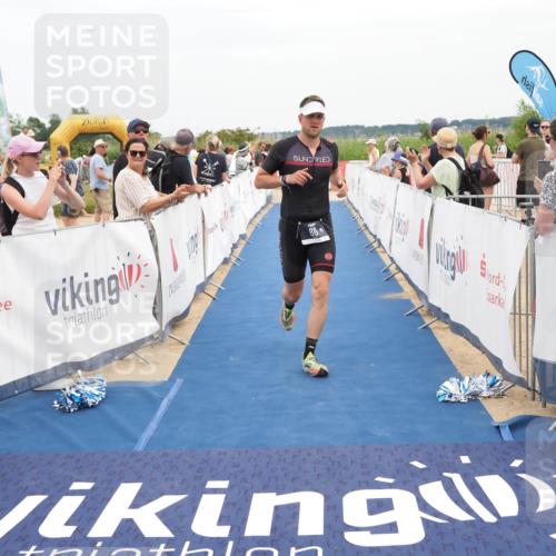 22.06.2025 - Viking Triathlon MichiJ http://msf.ph/oto/8117397 22.06.2025 15:07:26 Ziel 80 meine-sportfotos.de