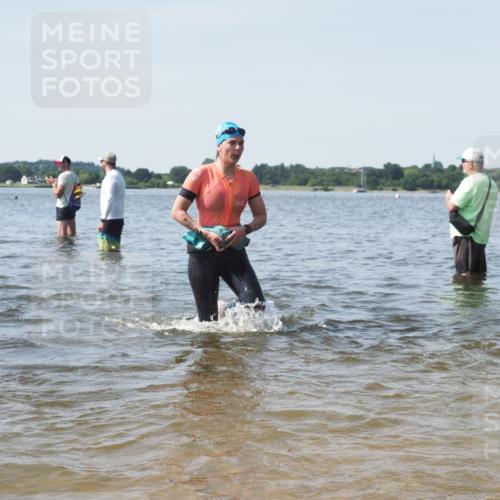 22.06.2025 - Viking Triathlon KatJ http://msf.ph/oto/8117450 22.06.2025 10:44:27 Schwimmen 103, 130, 205, 219 meine-sportfotos.de