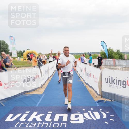 22.06.2025 - Viking Triathlon MichiJ http://msf.ph/oto/8117458 22.06.2025 16:53:36 Ziel 359, 436 meine-sportfotos.de