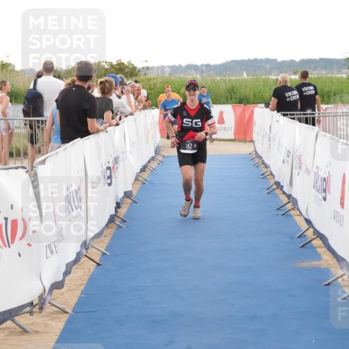 22.06.2025 - Viking Triathlon MichiJ http://msf.ph/oto/8117474 22.06.2025 16:27:45 Ziel 142, 633 meine-sportfotos.de