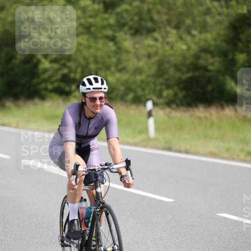 22.06.2025 - Viking Triathlon Yannick Fuchs http://msf.ph/oto/8117482 22.06.2025 11:42:54 Radfahren 2, 45, 74, 76, 81, 414, 441, 610, 623, 661 meine-sportfotos.de