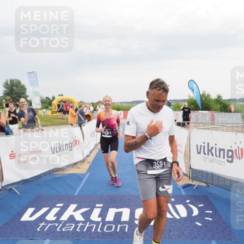 22.06.2025 - Viking Triathlon MichiJ http://msf.ph/oto/8117587 22.06.2025 16:53:38 Ziel 359, 436 meine-sportfotos.de