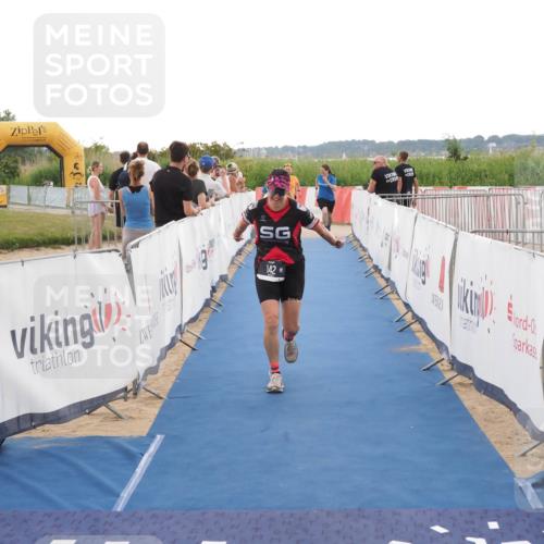 22.06.2025 - Viking Triathlon MichiJ http://msf.ph/oto/8117608 22.06.2025 16:27:46 Ziel 142, 633 meine-sportfotos.de