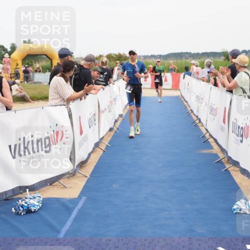 22.06.2025 - Viking Triathlon MichiJ http://msf.ph/oto/8117643 22.06.2025 15:07:33 Ziel 28, 113 meine-sportfotos.de