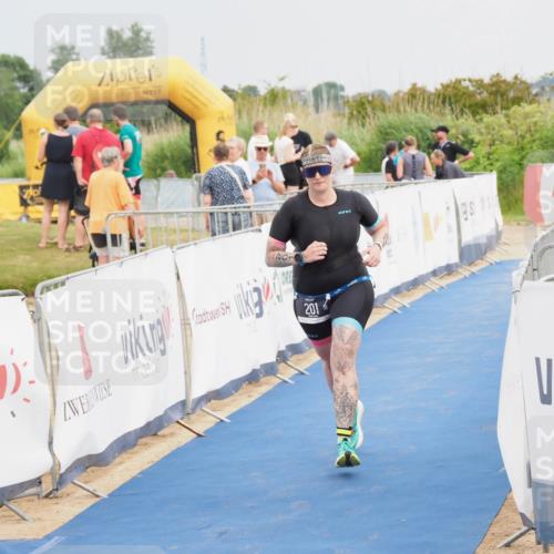 22.06.2025 - Viking Triathlon MichiJ http://msf.ph/oto/8117683 22.06.2025 16:54:14 Ziel 201 meine-sportfotos.de