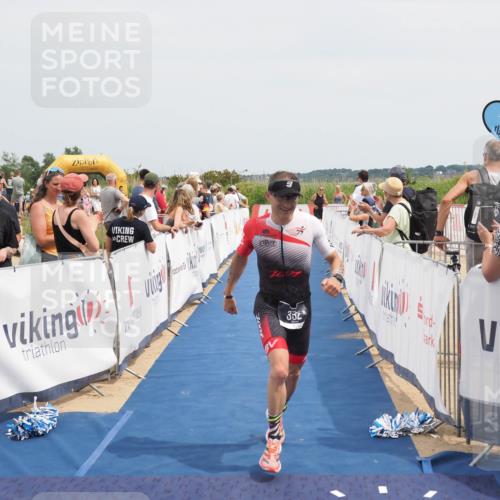 22.06.2025 - Viking Triathlon MichiJ http://msf.ph/oto/8117723 22.06.2025 14:56:40 Ziel 352 meine-sportfotos.de
