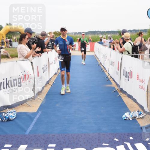 22.06.2025 - Viking Triathlon MichiJ http://msf.ph/oto/8117725 22.06.2025 15:07:35 Ziel 28, 113 meine-sportfotos.de