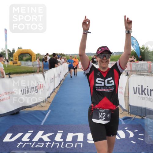 22.06.2025 - Viking Triathlon MichiJ http://msf.ph/oto/8117761 22.06.2025 16:27:48 Ziel 142, 633 meine-sportfotos.de