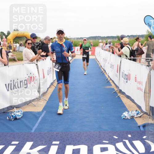 22.06.2025 - Viking Triathlon MichiJ http://msf.ph/oto/8117781 22.06.2025 15:07:36 Ziel 28, 113 meine-sportfotos.de