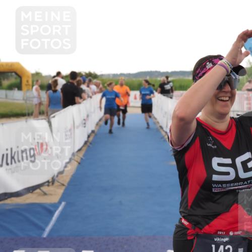 22.06.2025 - Viking Triathlon MichiJ http://msf.ph/oto/8117784 22.06.2025 16:27:49 Ziel 142, 633 meine-sportfotos.de