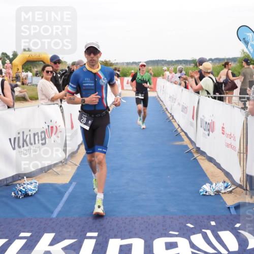 22.06.2025 - Viking Triathlon MichiJ http://msf.ph/oto/8117811 22.06.2025 15:07:36 Ziel 28, 113 meine-sportfotos.de