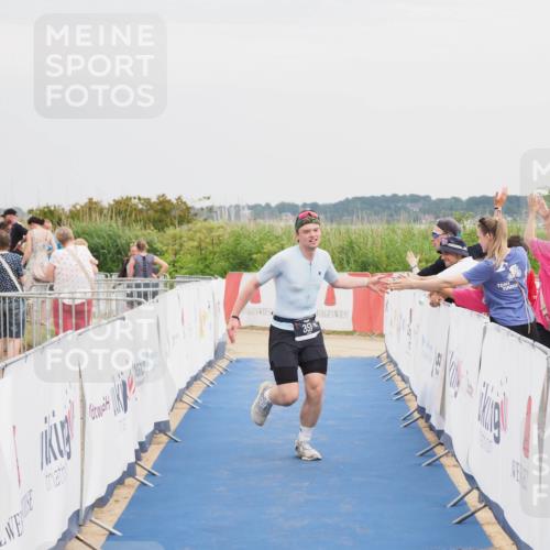 22.06.2025 - Viking Triathlon MichiJ http://msf.ph/oto/8117825 22.06.2025 16:55:24 Ziel 357 meine-sportfotos.de