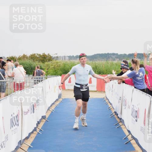 22.06.2025 - Viking Triathlon MichiJ http://msf.ph/oto/8117833 22.06.2025 16:55:24 Ziel 357 meine-sportfotos.de