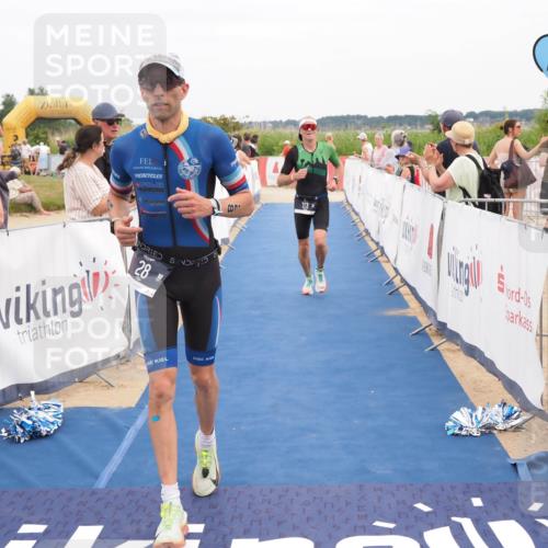 22.06.2025 - Viking Triathlon MichiJ http://msf.ph/oto/8117838 22.06.2025 15:07:36 Ziel 28, 113 meine-sportfotos.de