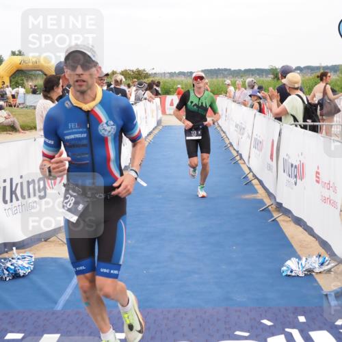 22.06.2025 - Viking Triathlon MichiJ http://msf.ph/oto/8117858 22.06.2025 15:07:37 Ziel 28, 113 meine-sportfotos.de