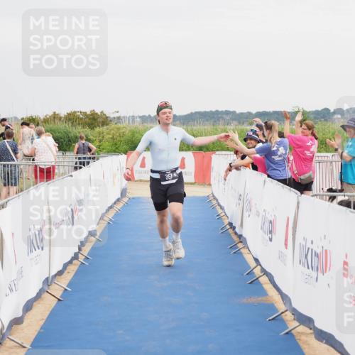 22.06.2025 - Viking Triathlon MichiJ http://msf.ph/oto/8117863 22.06.2025 16:55:24 Ziel 357 meine-sportfotos.de