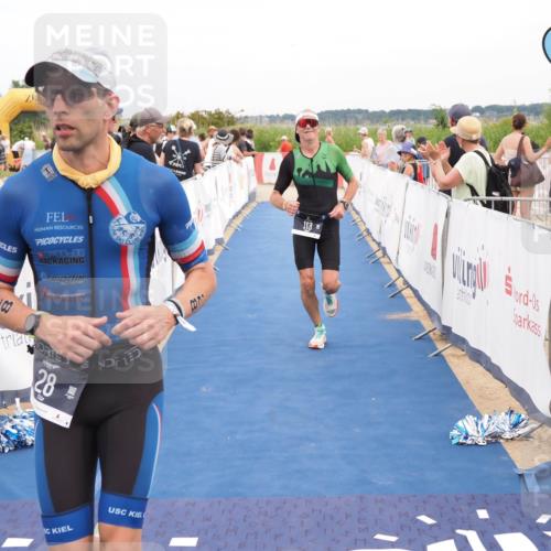 22.06.2025 - Viking Triathlon MichiJ http://msf.ph/oto/8117885 22.06.2025 15:07:37 Ziel 28, 113 meine-sportfotos.de