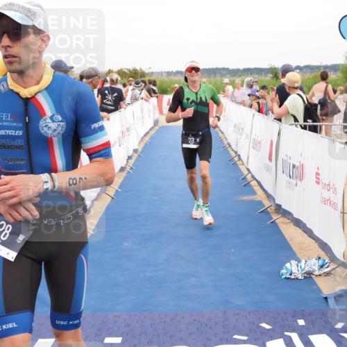 22.06.2025 - Viking Triathlon MichiJ http://msf.ph/oto/8117892 22.06.2025 15:07:37 Ziel 28, 113 meine-sportfotos.de
