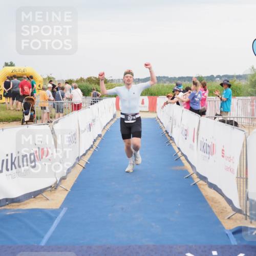 22.06.2025 - Viking Triathlon MichiJ http://msf.ph/oto/8117912 22.06.2025 16:55:25 Ziel 357 meine-sportfotos.de