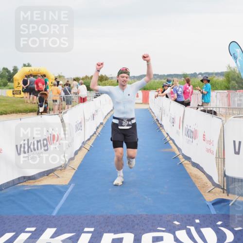 22.06.2025 - Viking Triathlon MichiJ http://msf.ph/oto/8117964 22.06.2025 16:55:26 Ziel 357 meine-sportfotos.de