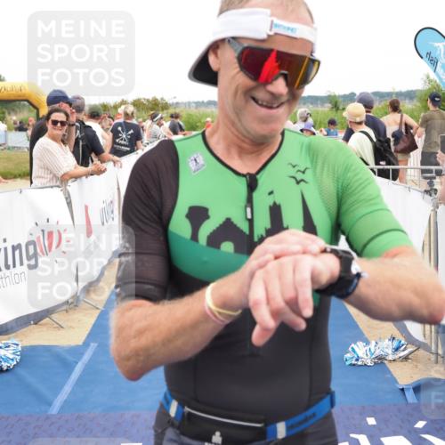 22.06.2025 - Viking Triathlon MichiJ http://msf.ph/oto/8117974 22.06.2025 15:07:40 Ziel 28, 113 meine-sportfotos.de