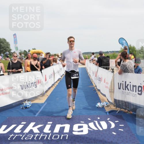 22.06.2025 - Viking Triathlon MichiJ http://msf.ph/oto/8117989 22.06.2025 14:56:51 Ziel 435 meine-sportfotos.de