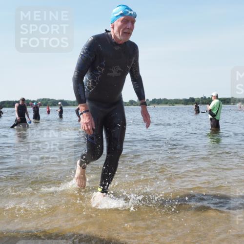22.06.2025 - Viking Triathlon KatJ http://msf.ph/oto/8117995 22.06.2025 10:45:08 Schwimmen 39, 168, 346, 493, 503, 638 meine-sportfotos.de