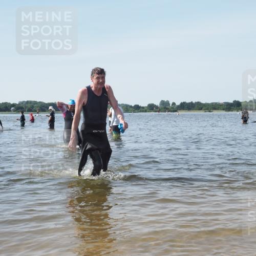 22.06.2025 - Viking Triathlon KatJ http://msf.ph/oto/8118029 22.06.2025 10:45:16 Schwimmen 68, 108, 346, 493, 503, 605 meine-sportfotos.de