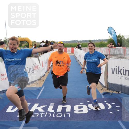 22.06.2025 - Viking Triathlon MichiJ http://msf.ph/oto/8118072 22.06.2025 16:27:52 Ziel 633 meine-sportfotos.de