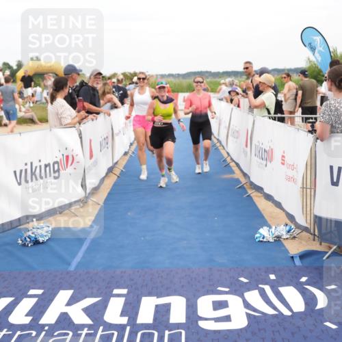 22.06.2025 - Viking Triathlon MichiJ http://msf.ph/oto/8118078 22.06.2025 15:07:52 Ziel 612 meine-sportfotos.de