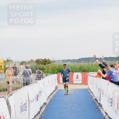 22.06.2025 - Viking Triathlon MichiJ http://msf.ph/oto/8118090 22.06.2025 16:56:11 Ziel 23 meine-sportfotos.de
