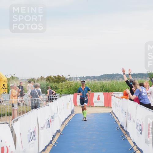 22.06.2025 - Viking Triathlon MichiJ http://msf.ph/oto/8118096 22.06.2025 16:56:11 Ziel 23 meine-sportfotos.de