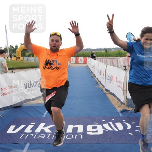 22.06.2025 - Viking Triathlon MichiJ http://msf.ph/oto/8118119 22.06.2025 16:27:52 Ziel 633 meine-sportfotos.de