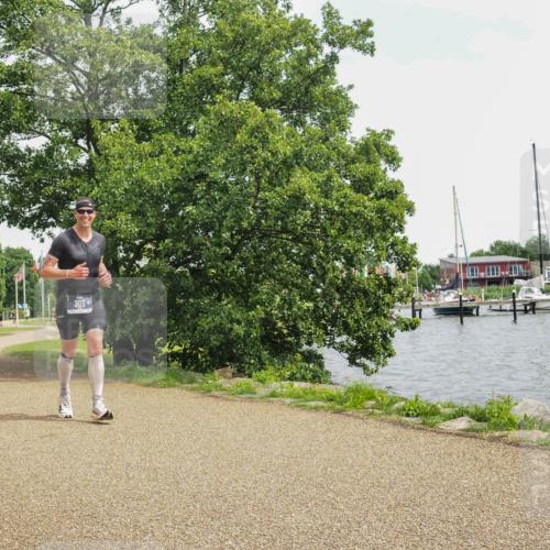 22.06.2025 - Viking Triathlon KatJ http://msf.ph/oto/8118172 22.06.2025 15:10:01 Laufen 306 meine-sportfotos.de
