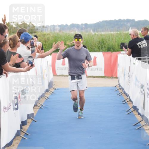 22.06.2025 - Viking Triathlon MichiJ http://msf.ph/oto/8118205 22.06.2025 16:28:05 Ziel 31, 285 meine-sportfotos.de