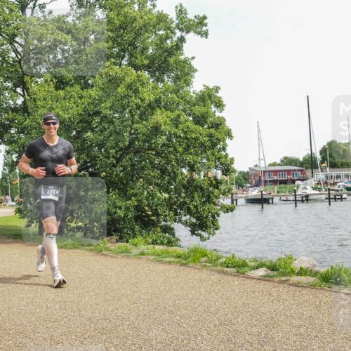 22.06.2025 - Viking Triathlon KatJ http://msf.ph/oto/8118226 22.06.2025 15:10:01 Laufen 306 meine-sportfotos.de