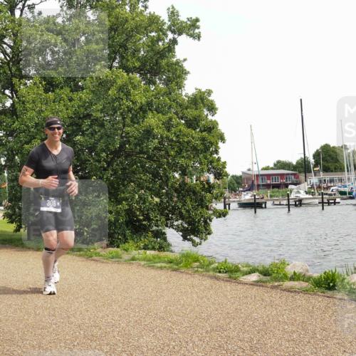 22.06.2025 - Viking Triathlon KatJ http://msf.ph/oto/8118238 22.06.2025 15:10:02 Laufen 306 meine-sportfotos.de