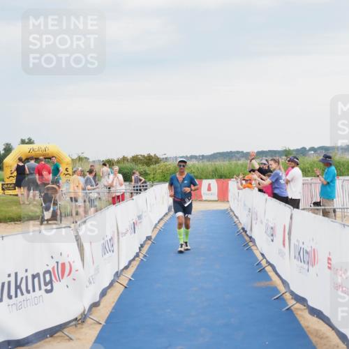 22.06.2025 - Viking Triathlon MichiJ http://msf.ph/oto/8118255 22.06.2025 16:56:14 Ziel 23 meine-sportfotos.de