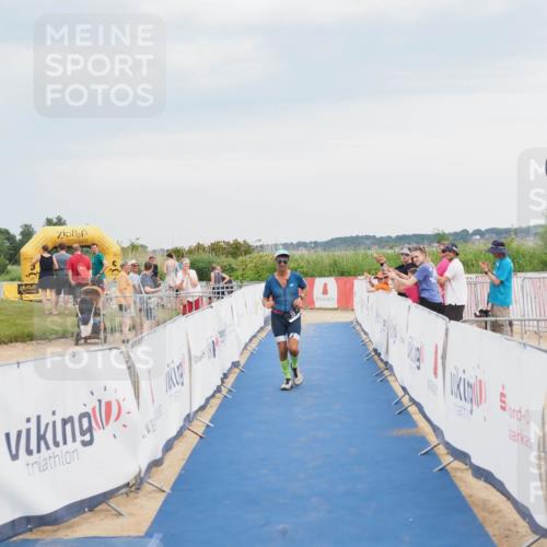 22.06.2025 - Viking Triathlon MichiJ http://msf.ph/oto/8118275 22.06.2025 16:56:14 Ziel 23 meine-sportfotos.de