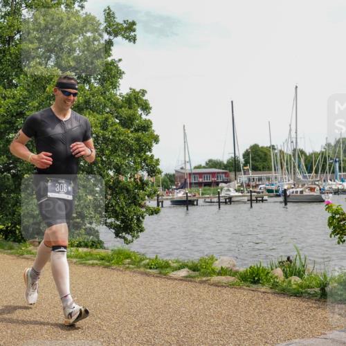 22.06.2025 - Viking Triathlon KatJ http://msf.ph/oto/8118306 22.06.2025 15:10:02 Laufen 306 meine-sportfotos.de