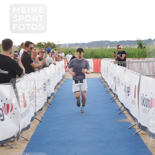 22.06.2025 - Viking Triathlon MichiJ http://msf.ph/oto/8118362 22.06.2025 16:28:07 Ziel 31, 285, 601 meine-sportfotos.de